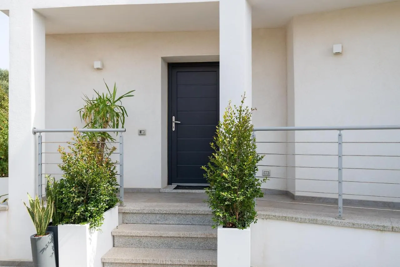 Wlofts 11, 12 & 14 By Klodge Olbia 0*,