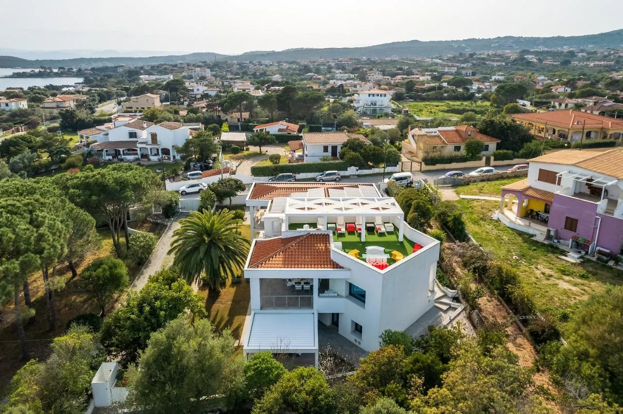 Wlofts 11, 12 & 14 By Klodge Olbia 0*,